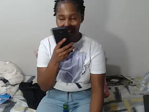 NaughtyHornyBitch  online show from September 25, 2025, 12:38 am