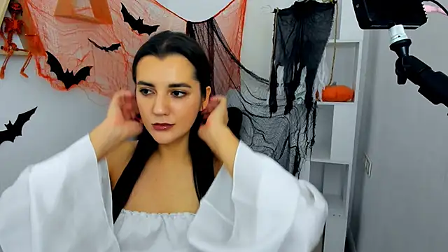 Snapshot of mintydaze chatting on October 15, 2025, 6:16 pm mintydaze online show from October 15, 2025, 6:16 pm