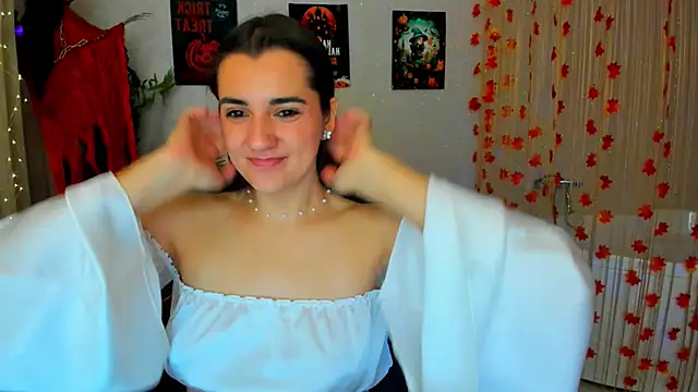 Snapshot of mintydaze chatting on October 9, 2025, 8:20 pm mintydaze online show from October 9, 2025, 8:20 pm