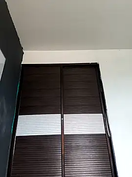 Snapshot of TeddyBear_07 chatting on September 22, 2025, 3:18 pm TeddyBear 07 online show from September 22, 2025, 3:18 pm