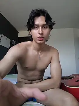 Snapshot of TeddyBear_07 chatting on October 15, 2025, 2:03 pm TeddyBear 07 online show from October 15, 2025, 2:03 pm