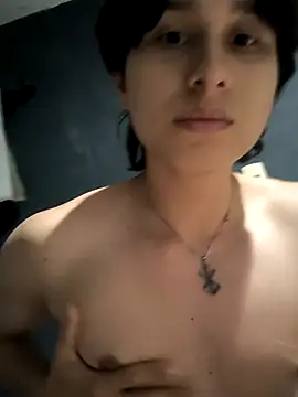 Snapshot of TeddyBear_07 chatting on October 5, 2025, 3:52 am TeddyBear 07 online show from October 5, 2025, 3:52 am