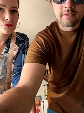THE SECRET SNACK online show from September 14, 2025, 5:46 pm