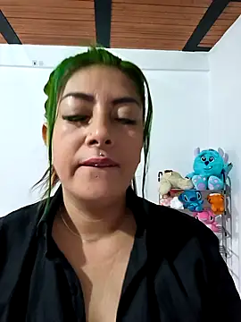 Snapshot of Gleon_ chatting on October 27, 2025, 3:02 pm Gleon online show from October 27, 2025, 3:02 pm