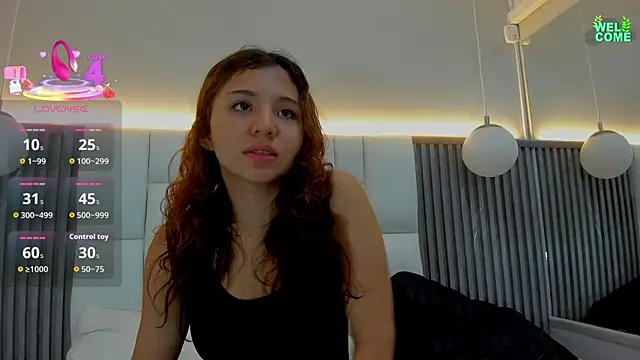 nicollee martinez online show from September 14, 2025, 1:11 pm