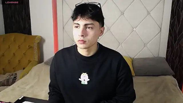 Snapshot of SamuFOXXX chatting on September 25, 2025, 8:04 pm SamuFOXXX online show from September 25, 2025, 8:04 pm