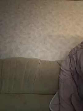 Nikihot   online show from October 9, 2025, 10:38 am