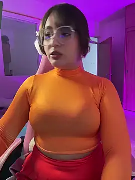 Angeldusttt online show from April 12, 2026, 8:45 pm