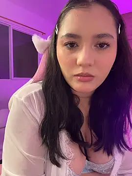 Angeldusttt online show from April 17, 2026, 11:18 pm