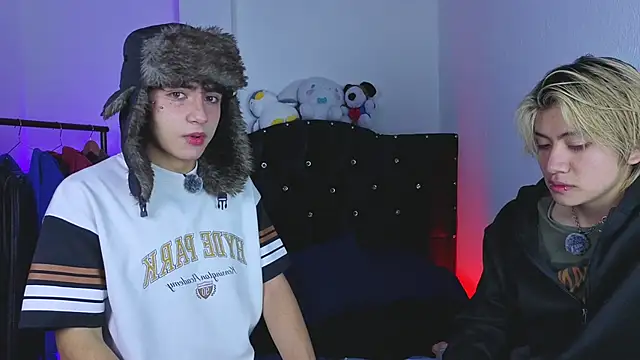 Vamps Lovers online show from September 16, 2025, 12:50 pm