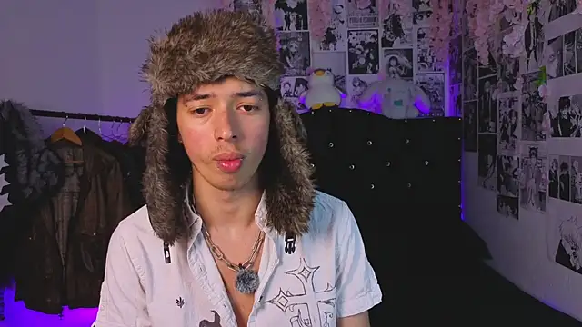 Snapshot of Otter_Star chatting on September 18, 2025, 3:42 am Otter Star online show from September 18, 2025, 3:42 am