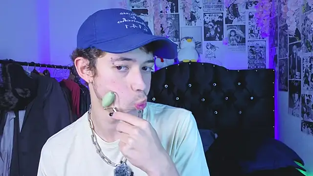 Snapshot of Otter_Star chatting on September 24, 2025, 3:57 am Otter Star online show from September 24, 2025, 3:57 am