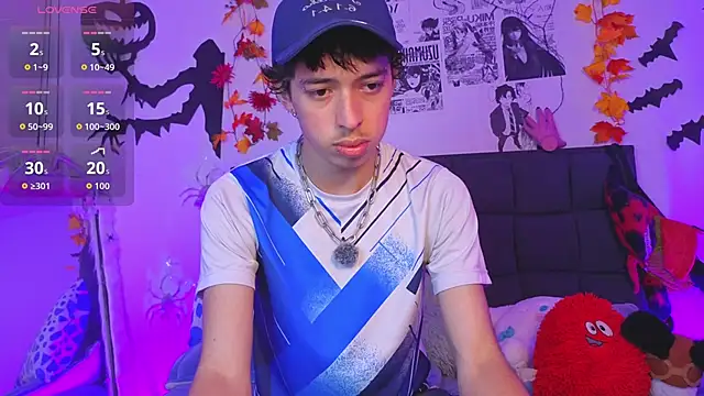 Snapshot of Otter_Star chatting on October 15, 2025, 4:44 am Otter Star online show from October 15, 2025, 4:44 am