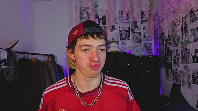 Snapshot of Otter_Star chatting on September 20, 2025, 3:33 am Otter Star online show from September 20, 2025, 3:33 am