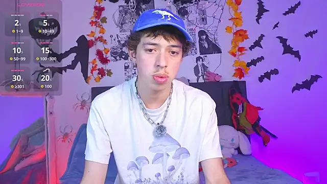 Snapshot of Otter_Star chatting on October 10, 2025, 5:08 am Otter Star online show from October 10, 2025, 5:08 am