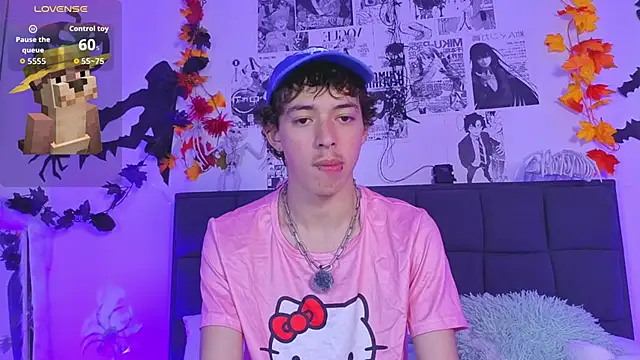 Snapshot of Otter_Star chatting on October 31, 2025, 4:42 am Otter Star online show from October 31, 2025, 4:42 am