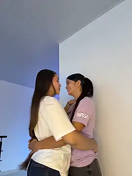 Ashley and Zoe online show from February 1, 2026, 5:22 pm