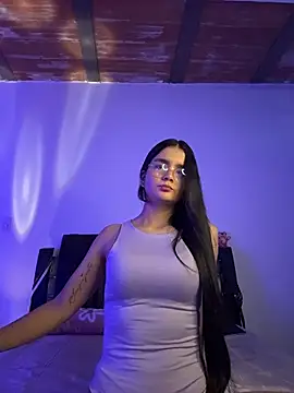 Ashley and Zoe online show from November 24, 2025, 9:04 pm