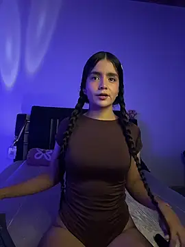 Ashley and Zoe online show from November 20, 2025, 10:42 pm