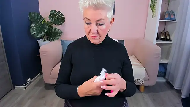 Snapshot of HotandMature chatting on September 26, 2025, 7:48 am HotandMature online show from September 26, 2025, 7:48 am