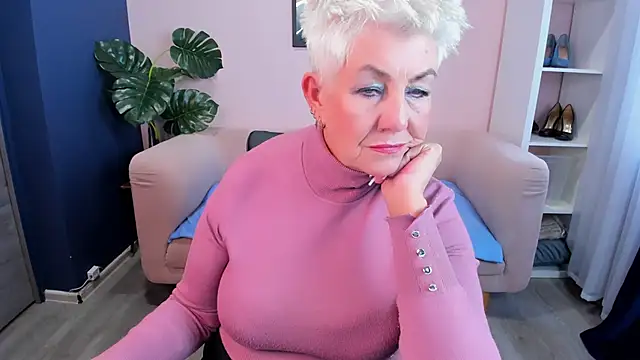 HotandMature online show from February 24, 2025, 8:27 am