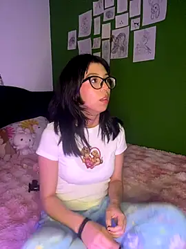 Snapshot of Valen-Foxx chatting on September 26, 2025, 6:09 am Valen-Foxx online show from September 26, 2025, 6:09 am