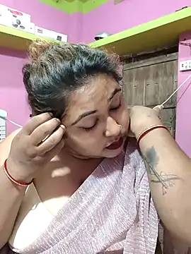 hotbhabhi011 online show from October 16, 2025, 11:35 pm