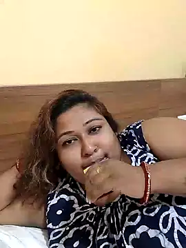 hotbhabhi011 online show from October 2, 2025, 9:45 am