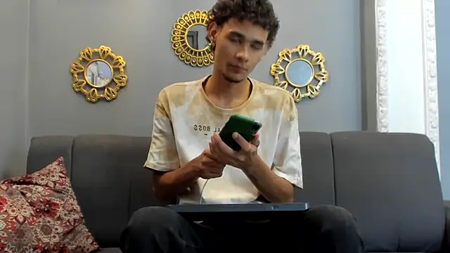 Snapshot of kenix_777 chatting on October 8, 2025, 3:30 am kenix 777 online show from October 8, 2025, 3:30 am