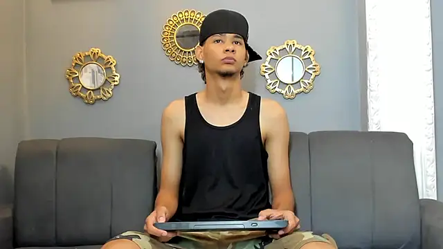 Snapshot of kenix_777 chatting on September 26, 2025, 3:35 am kenix 777 online show from September 26, 2025, 3:35 am