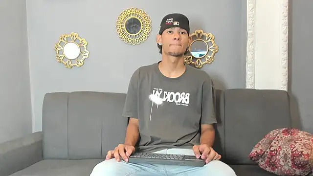 Snapshot of kenix_777 chatting on September 13, 2025, 11:16 pm kenix 777 online show from September 13, 2025, 11:16 pm