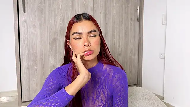 Snapshot of emilytolson_ chatting on September 25, 2025, 2:17 am emilytolson online show from September 25, 2025, 2:17 am