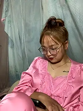 July-y online show from September 28, 2025, 3:41 pm