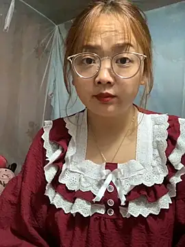 July-y online show from October 18, 2025, 1:18 am