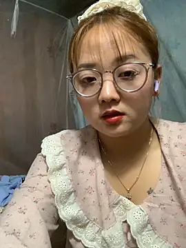 July-y online show from October 16, 2025, 3:20 pm