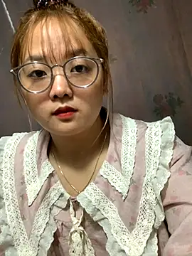 July-y online show from October 3, 2025, 3:41 am