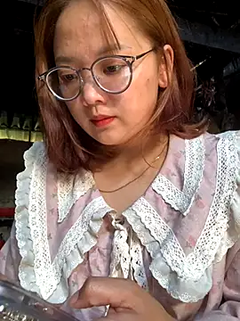 July-y online show from October 11, 2025, 3:07 am