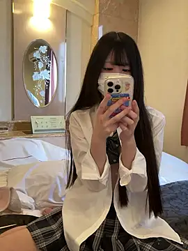 mayuchan12345 online show from September 13, 2025, 6:13 am