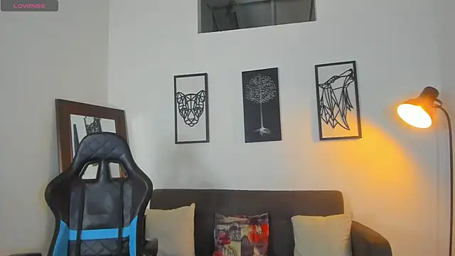 Snapshot of Justin_kingX7 chatting on October 4, 2025, 12:56 am Justin kingX7 online show from October 4, 2025, 12:56 am