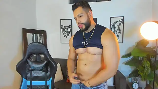 Snapshot of Justin_kingX7 chatting on February 4, 2026, 1:55 am Justin kingX7 online show from February 4, 2026, 1:55 am