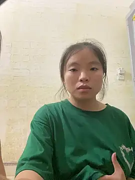 Snapshot of viluna chatting on October 10, 2025, 1:23 pm viluna online show from October 10, 2025, 1:23 pm