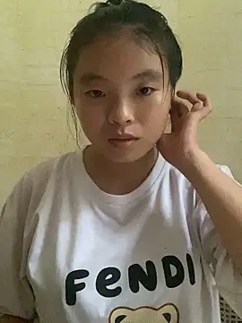 Snapshot of viluna chatting on October 6, 2025, 2:46 am viluna online show from October 6, 2025, 2:46 am