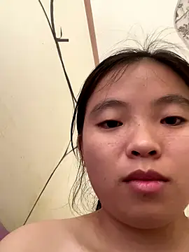 viluna online show from November 5, 2025, 2:47 am