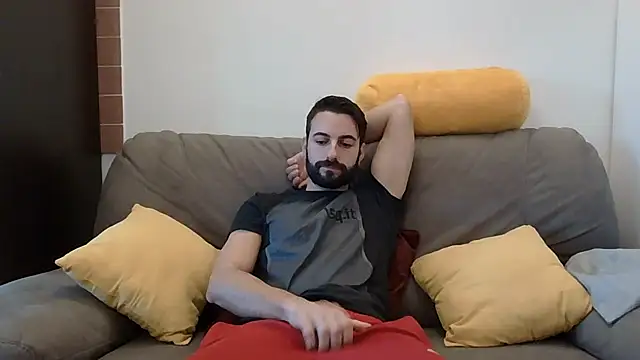 Amicisegreti online show from November 23, 2025, 6:34 am