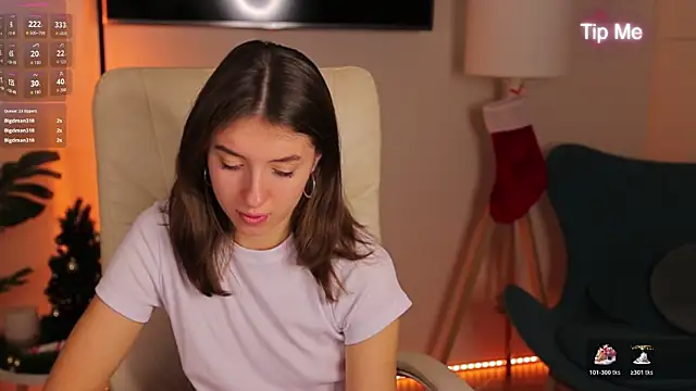 SweetVikki online show from December 14, 2025, 8:31 am