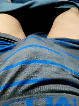 Snapshot of Aaia93 chatting on October 20, 2025, 1:40 am Aaia93 online show from October 20, 2025, 1:40 am