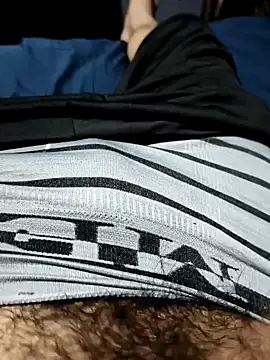 Snapshot of Aaia93 chatting on October 22, 2025, 7:19 am Aaia93 online show from October 22, 2025, 7:19 am