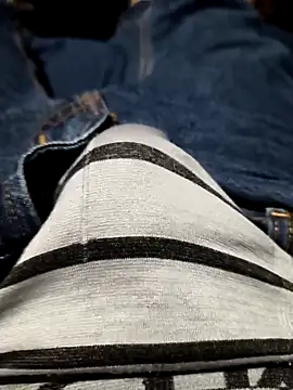 Snapshot of Aaia93 chatting on September 27, 2025, 7:58 am Aaia93 online show from September 27, 2025, 7:58 am