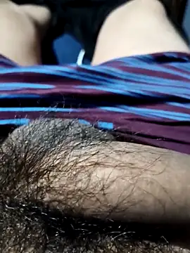 Snapshot of Aaia93 chatting on October 8, 2025, 8:27 am Aaia93 online show from October 8, 2025, 8:27 am