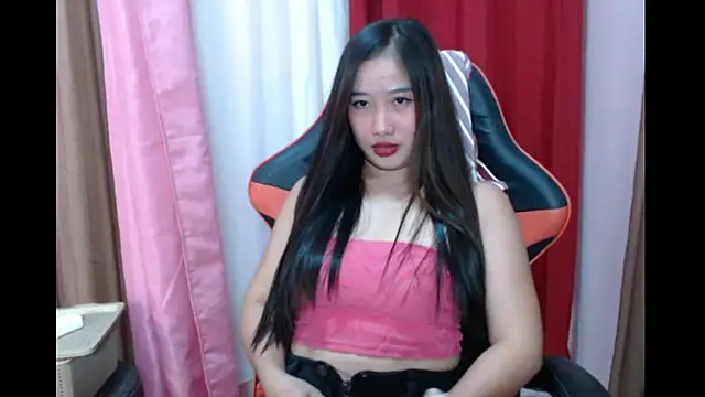 Chubby HotLady online show from February 15, 2026, 1:32 pm